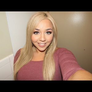 Meet your Posher, Danika